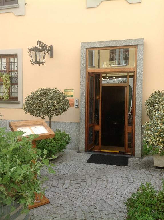 Antica Trattoria Dell'Uva Otel Monza Dış mekan fotoğraf